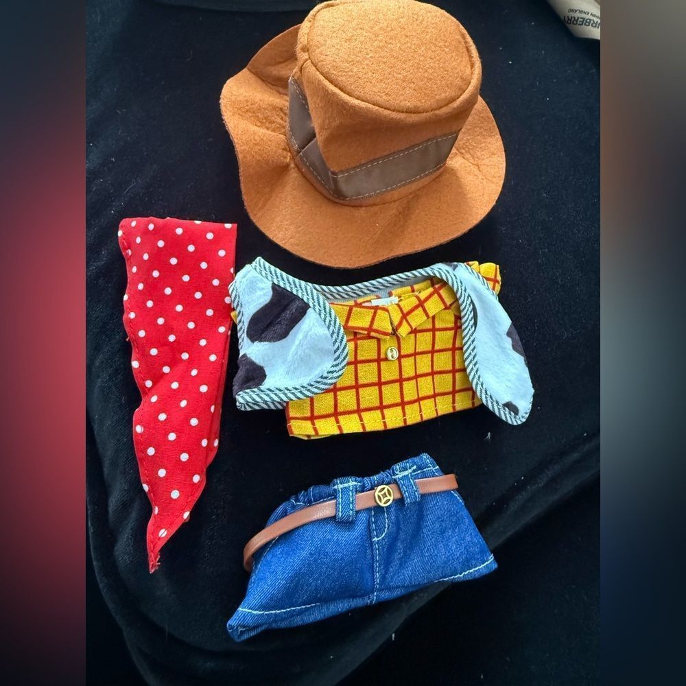 New Toy Story woody  labubu outfit  Set 5pcs